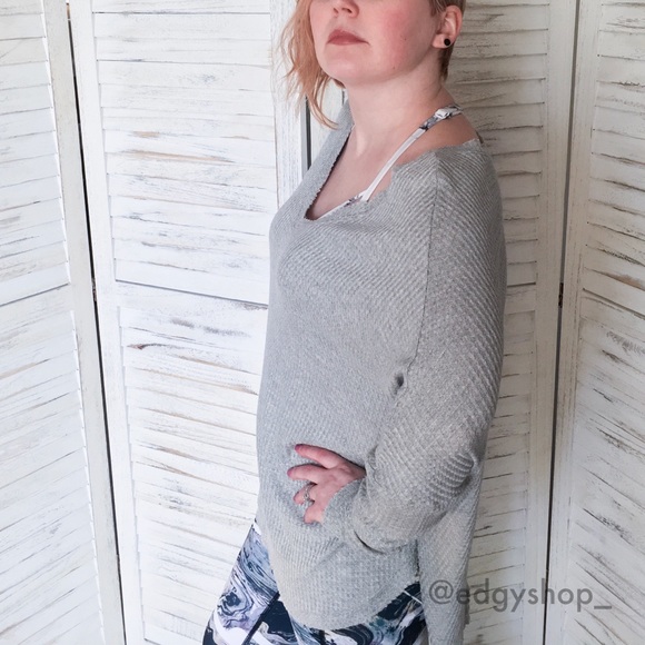 V Neck Thermal Long Sleeve Top - Picture 3 of 7